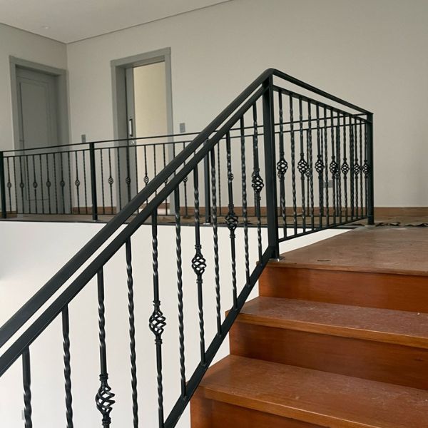 corrimao-aço-metal-sos-metalurgica-foz-2 - Copia - Copia - Copia.jpg